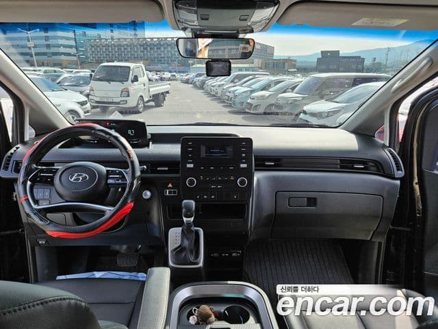 Hyundai Staria Modern, 2022 9