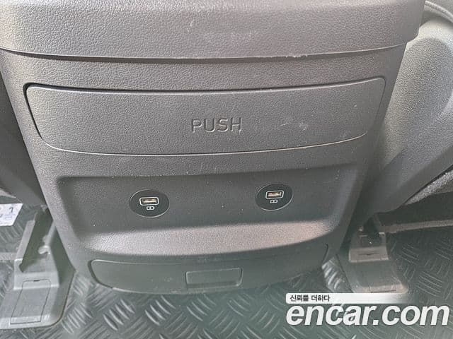 Hyundai Staria Modern, 2022 10