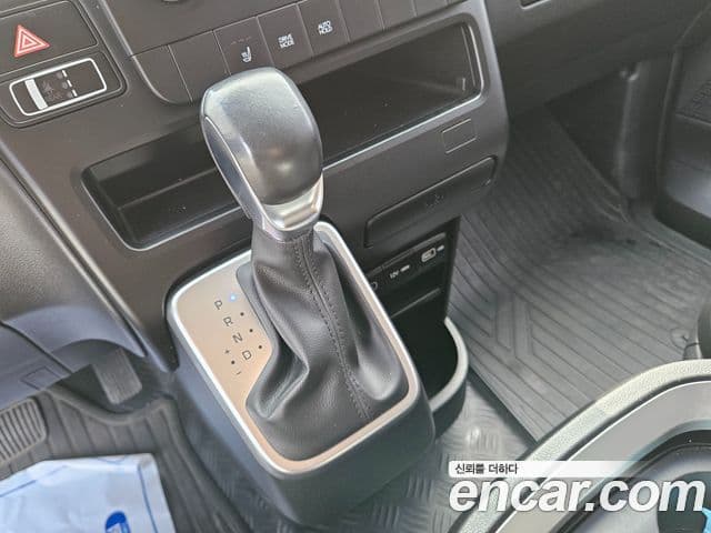 Hyundai Staria Modern, 2022 13