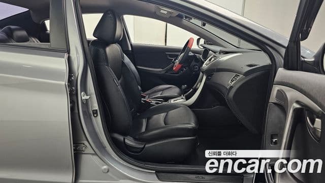 Hyundai Avante MD Luxury, 2012 10