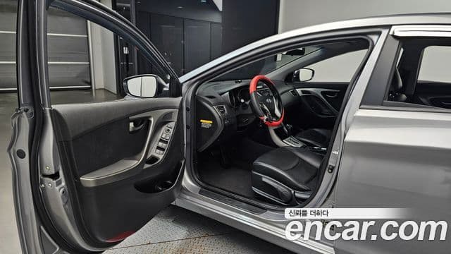 Hyundai Avante MD Luxury, 2012 11