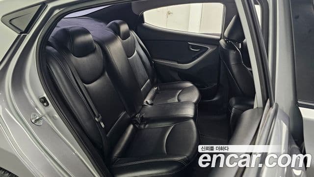 Hyundai Avante MD Luxury, 2012 13