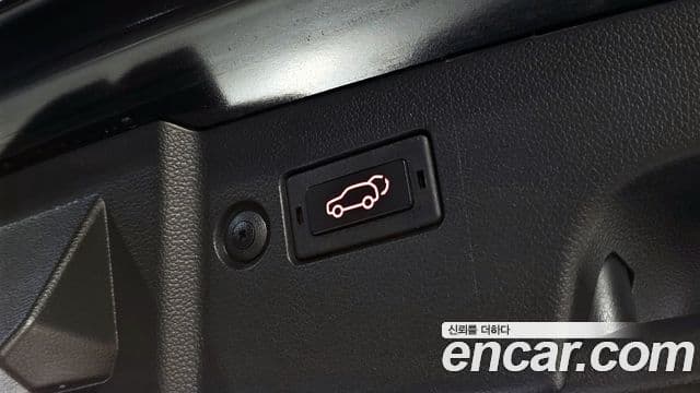 KG모빌리티(SsangYong) Torres Black Edition, 2024 17