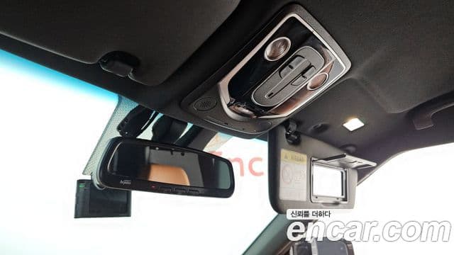 KG모빌리티(SsangYong) Torres Black Edition, 2024 20