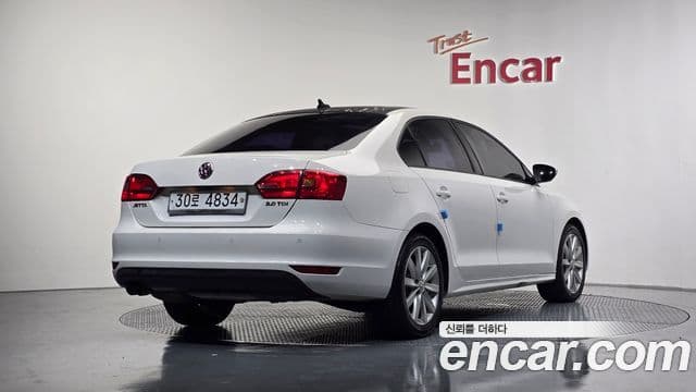 Volkswagen New Jetta 6세대, 2013 2
