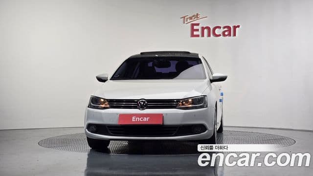 Volkswagen New Jetta 6세대, 2013 3