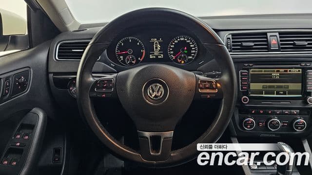 Volkswagen New Jetta 6세대, 2013 13
