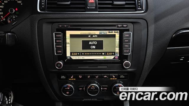 Volkswagen New Jetta 6세대, 2013 15