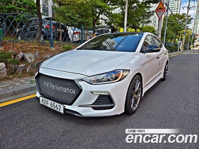 Hyundai Avante AD 1.6 GDI Value Plus, 2018 1