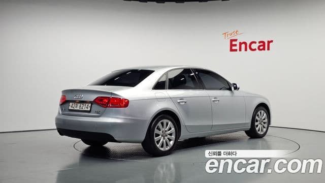 Audi New A4 B8, 2011 2
