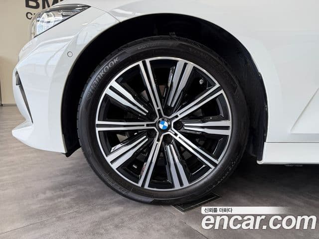 BMW 3시리즈 (G20) 320d Туринг (Touring), 2025 все фото