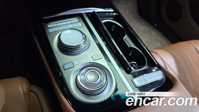 Genesis G80 (RG3) бензин 2.5 турбо AWD, 2024 9