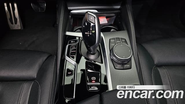 BMW 5시리즈 (G30) 520i M Sport, 2023 9