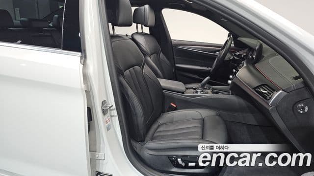 BMW 5시리즈 (G30) 520i M Sport, 2023 10