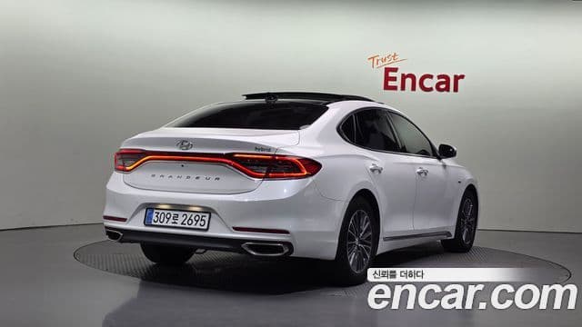 Hyundai Grandeur IG гибрид Exclusive, 2019 2