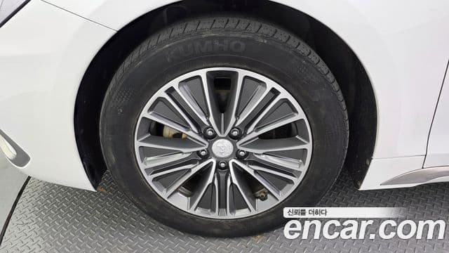 Hyundai Grandeur IG гибрид Exclusive, 2019 все фото