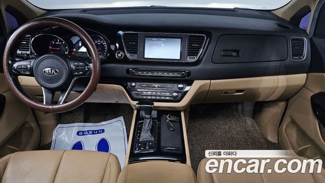 Kia All New Carnival Noblesse, 2017 7