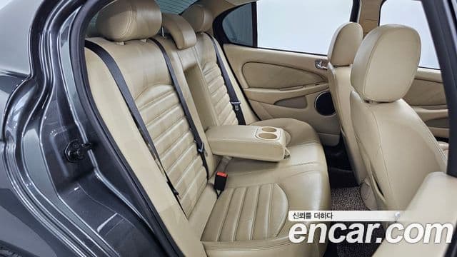 Jaguar X-TYPE, 2009 12