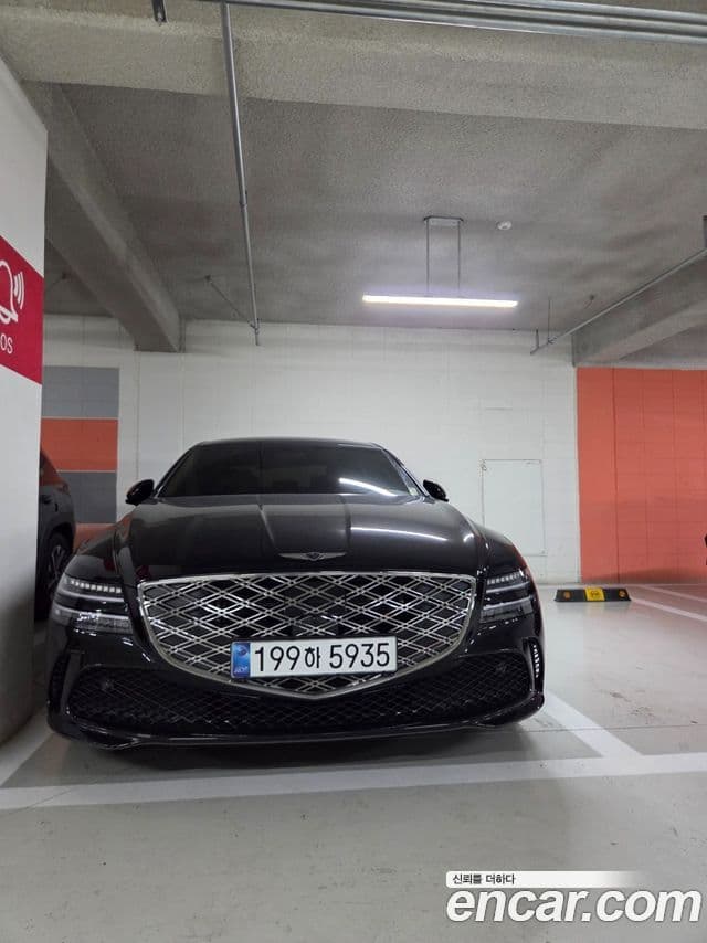 Genesis G80 (RG3) бензин 2.5 турбо AWD, 2025 1