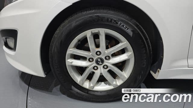 Kia K5 Luxury, 2011 все фото