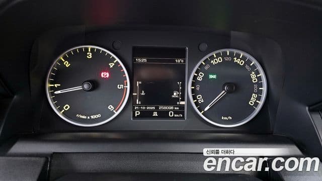 Land Rover Discovery 4 3.0 SDV6 SE, 2012 8