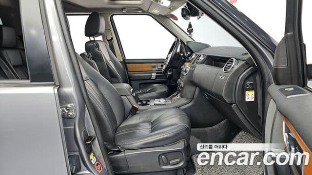 Land Rover Discovery 4 3.0 SDV6 SE, 2012 10