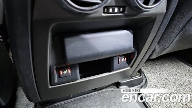 Land Rover Discovery 4 3.0 SDV6 SE, 2012 17