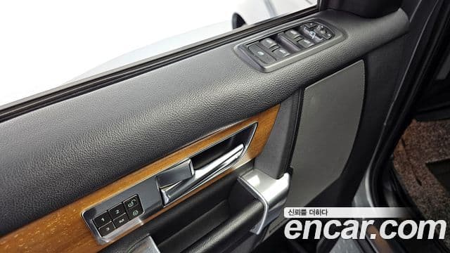 Land Rover Discovery 4 3.0 SDV6 SE, 2012 19