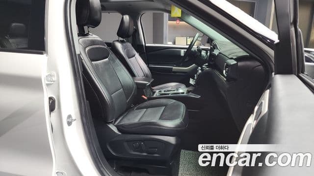Ford Explorer 6세대, 2021 12