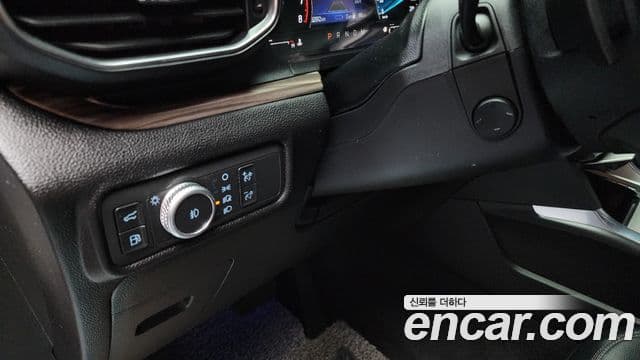 Ford Explorer 6세대, 2021 18