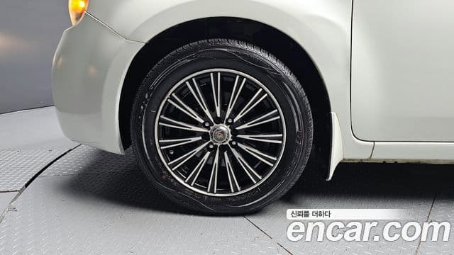 Nissan 큐브 Z12, 2009 все фото