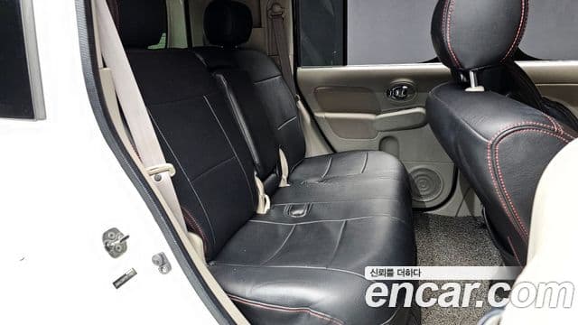 Nissan 큐브 Z12, 2009 12