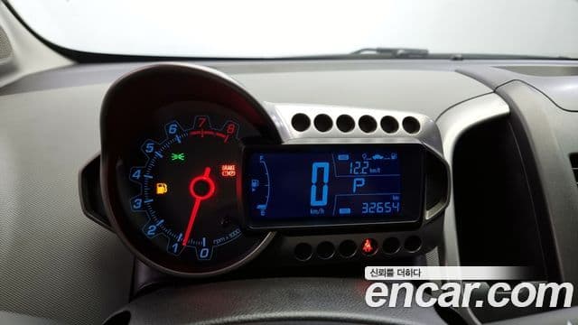 Chevrolet(GM대우) 아베오 хэтчбек люксовая версия, 2012 8