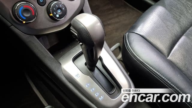 Chevrolet(GM대우) 아베오 хэтчбек люксовая версия, 2012 9