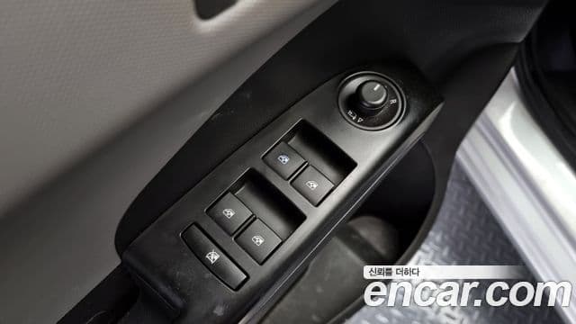 Chevrolet(GM대우) 아베오 хэтчбек люксовая версия, 2012 18