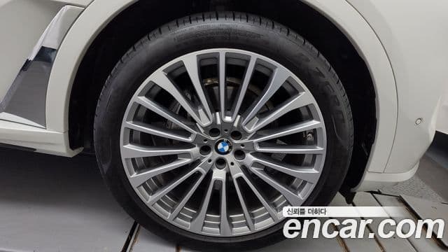 BMW X7 (G07) xDrive 40i Design Pure Excellence 6인승, 2024 все фото