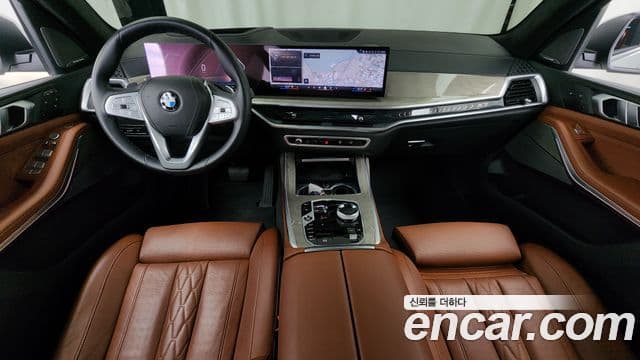 BMW X7 (G07) xDrive 40i Design Pure Excellence 6인승, 2024 7