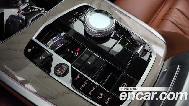 BMW X7 (G07) xDrive 40i Design Pure Excellence 6인승, 2024 9