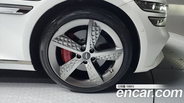 Genesis G80 (RG3) бензин 3.5 турбо AWD, 2023 все фото