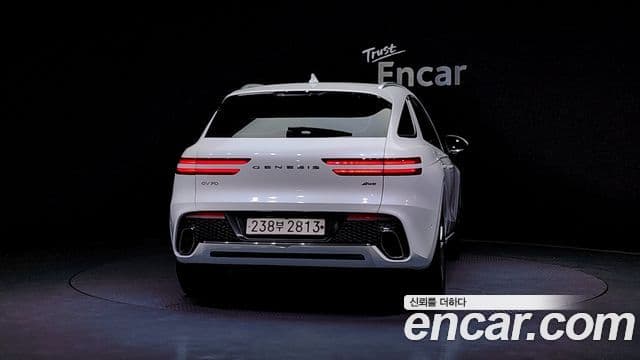Genesis GV70, 2024 4
