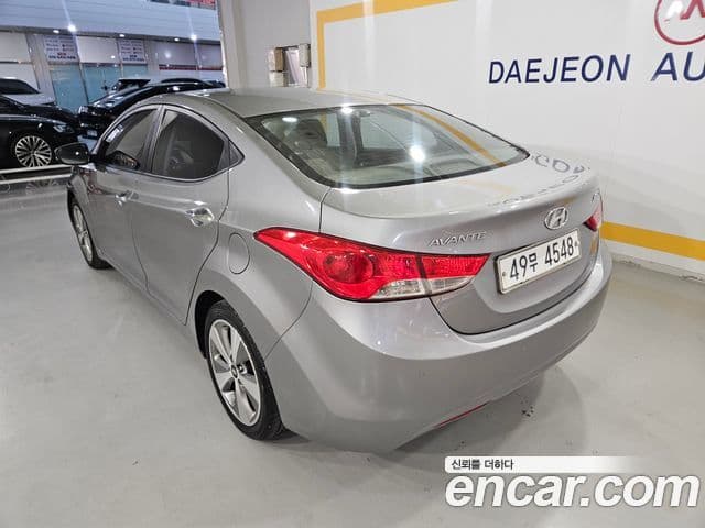 Hyundai Avante MD Luxury, 2011 3