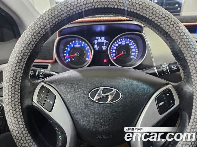 Hyundai Avante MD Luxury, 2011 12