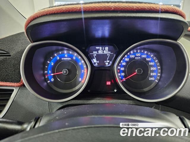 Hyundai Avante MD Luxury, 2011 13