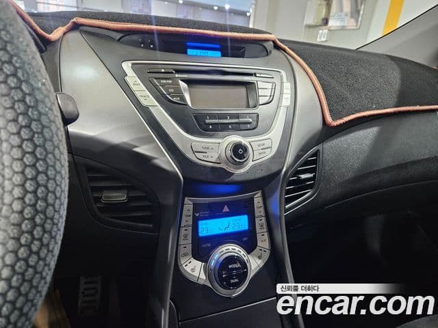 Hyundai Avante MD Luxury, 2011 15