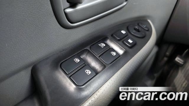 Kia 뉴카렌스 люксовая версия, 2008 17