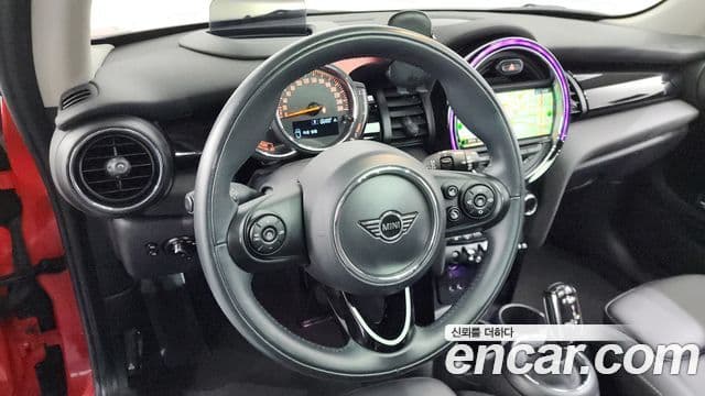 Mini Cooper 3세대, 2020 13