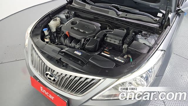 Hyundai Grandeur HG Modern, 2015 6