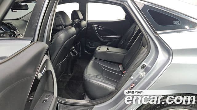 Hyundai Grandeur HG Modern, 2015 11