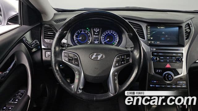 Hyundai Grandeur HG Modern, 2015 15