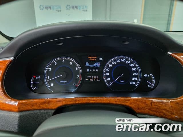 Hyundai Equus(новый кузов / новое поколение) Prestige VVIP팩, 2012 8